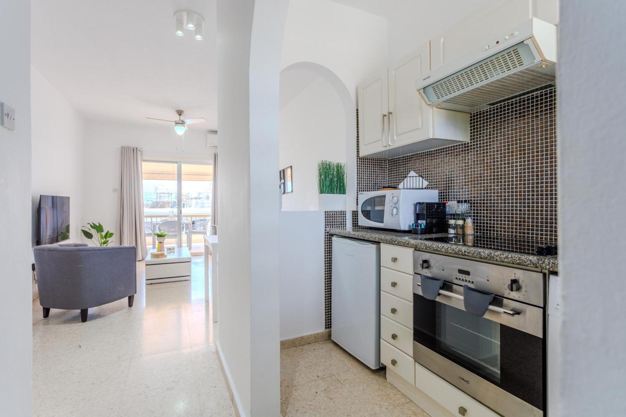 Margarita Gardens - Self Service Apartments Paphos Exteriör bild
